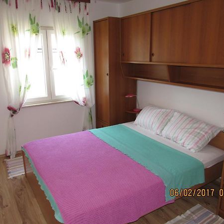 Guest house Vanessa Supetar Extérieur photo