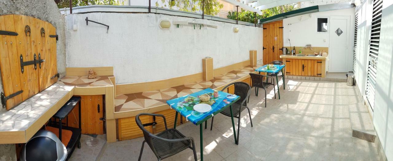 Guest house Vanessa Supetar Extérieur photo